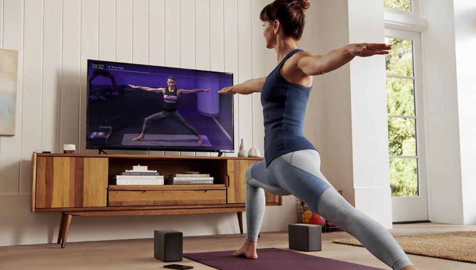 Yoga en casa con tele